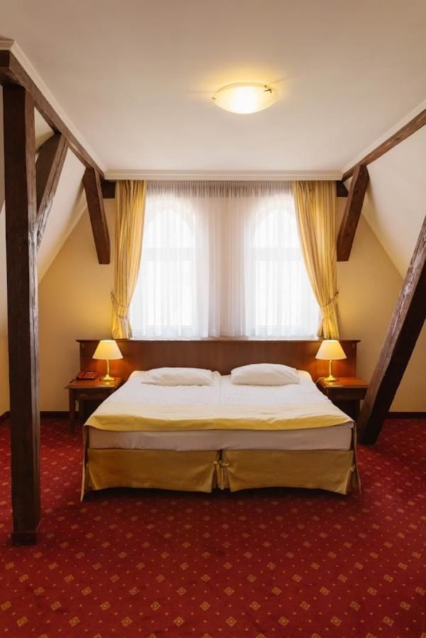 Отель Hotel Jakub Sobieski Олава-21